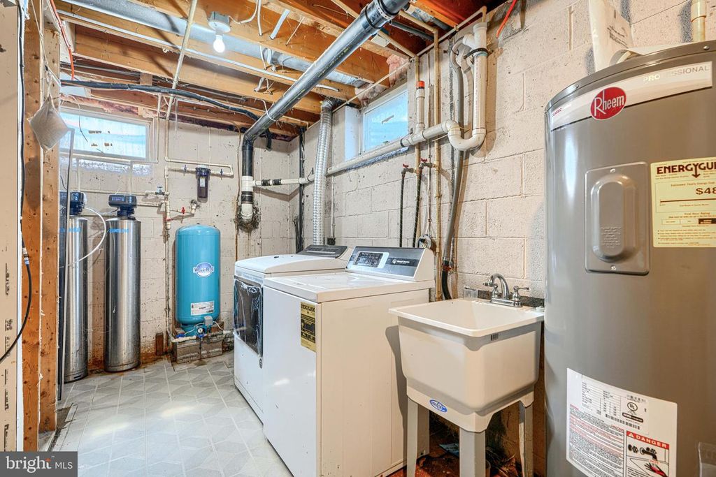 Image 47 of property listing at 2625 OLD TANEYTOWN RD, Westminster, MD 21158