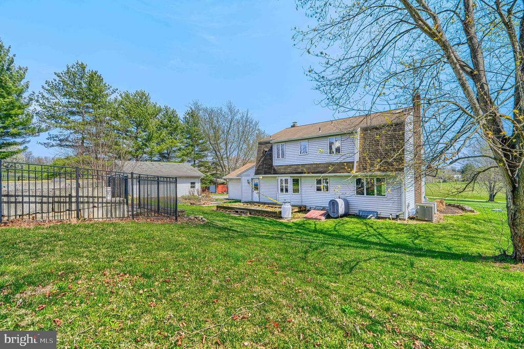 Image 50 of property listing at 2625 OLD TANEYTOWN RD, Westminster, MD 21158