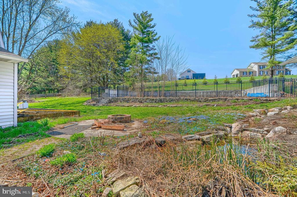 Image 52 of property listing at 2625 OLD TANEYTOWN RD, Westminster, MD 21158