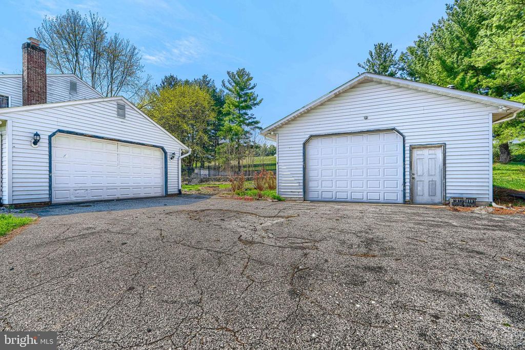 Image 58 of property listing at 2625 OLD TANEYTOWN RD, Westminster, MD 21158