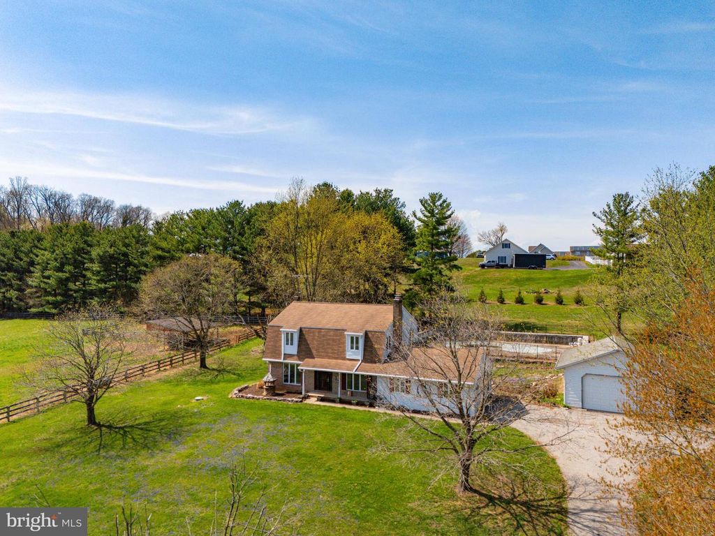 Image 63 of property listing at 2625 OLD TANEYTOWN RD, Westminster, MD 21158