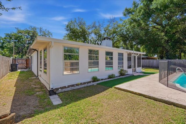 3809 PARKSIDE DRIVE, Valrico, FL 33594