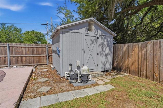 3809 PARKSIDE DRIVE, Valrico, FL 33594