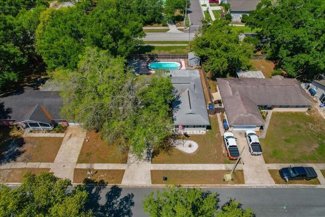 3809 PARKSIDE DRIVE, Valrico, FL 33594