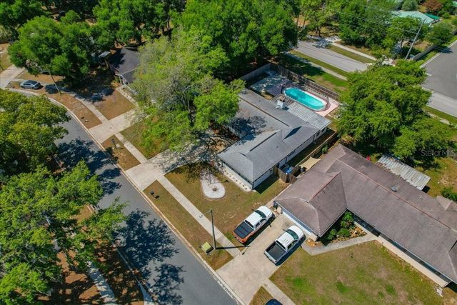 3809 PARKSIDE DRIVE, Valrico, FL 33594