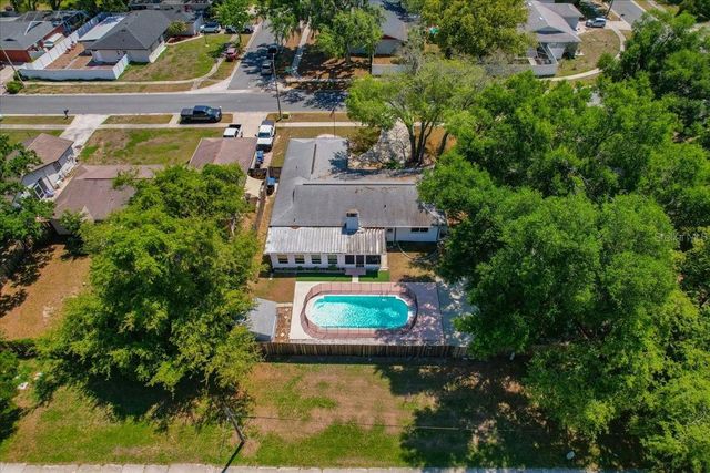 3809 PARKSIDE DRIVE, Valrico, FL 33594