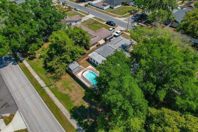 3809 PARKSIDE DRIVE, Valrico, FL 33594