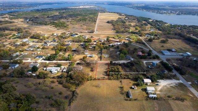 6300 S Lakeside Hills Court, Granbury, TX 76048