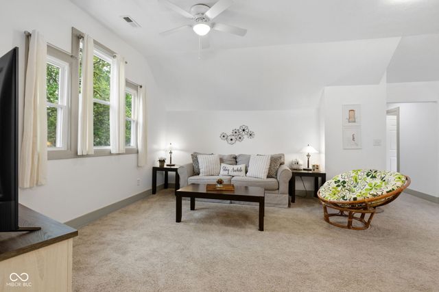 412 W 11th Street, Anderson, IN 46016