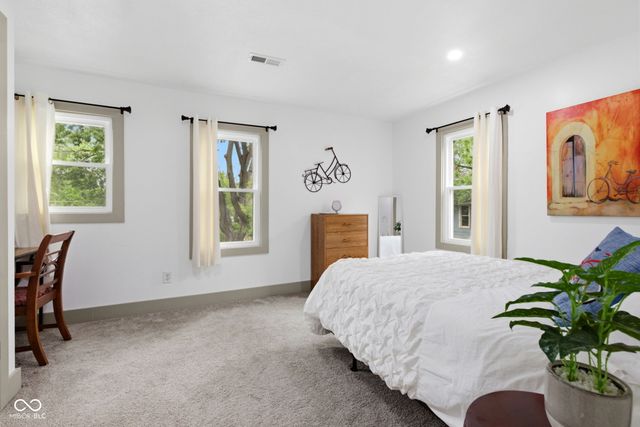 412 W 11th Street, Anderson, IN 46016