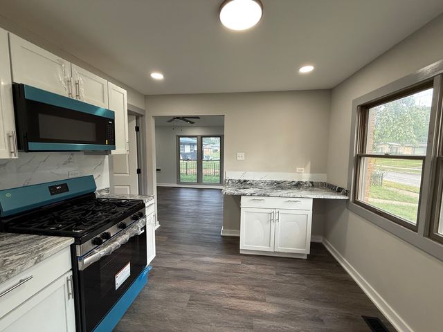 320 Sioux Street, Park Forest, IL 60466