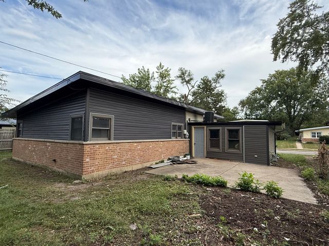 320 Sioux Street, Park Forest, IL 60466