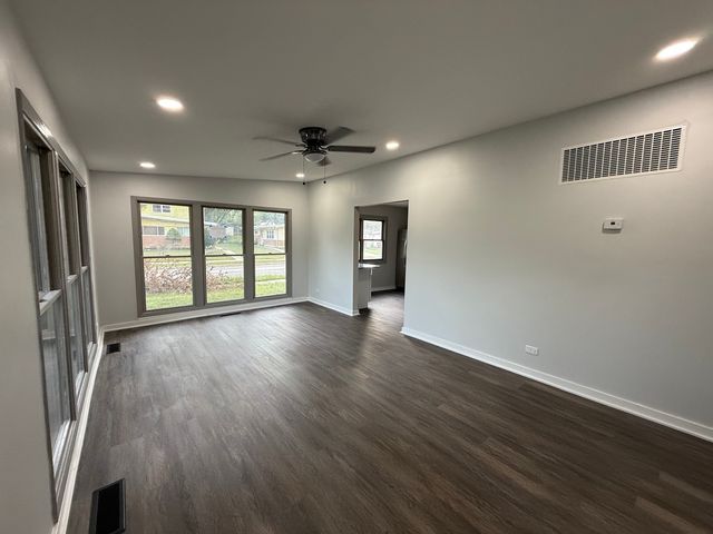 320 Sioux Street, Park Forest, IL 60466