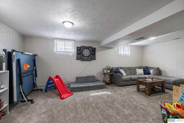 3701 N 2nd Street, Lincoln, NE 68521