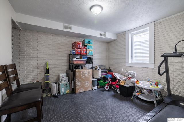 3701 N 2nd Street, Lincoln, NE 68521