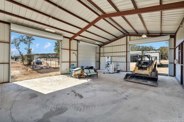 5125 STATE HIGHWAY 16, Bandera, TX 78003