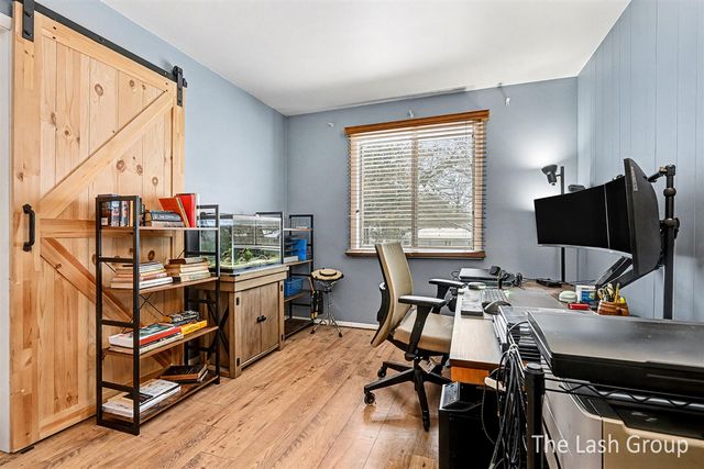 5328 Lindenwood Street, Kalamazoo, MI 49004