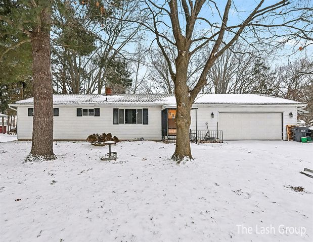 5328 Lindenwood Street, Kalamazoo, MI 49004