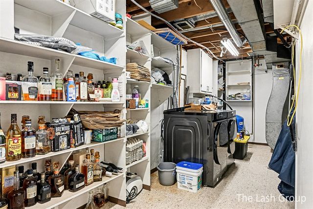 5328 Lindenwood Street, Kalamazoo, MI 49004