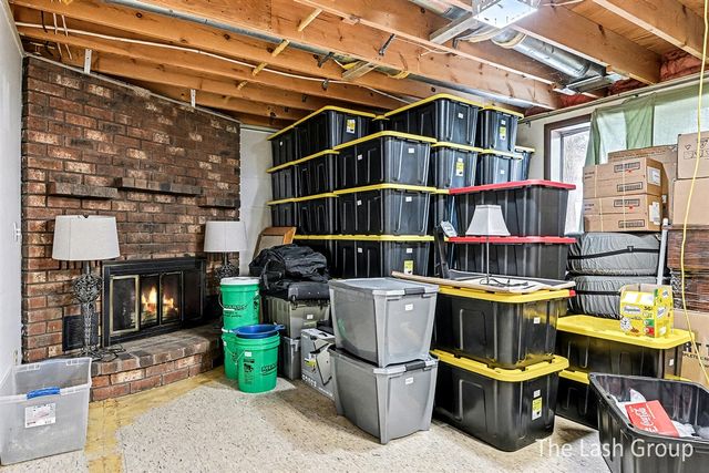 5328 Lindenwood Street, Kalamazoo, MI 49004