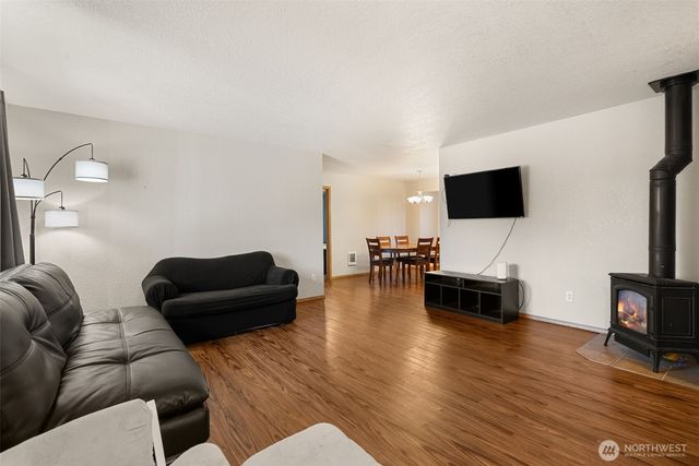 2211 Washington Street, Shelton, WA 98584