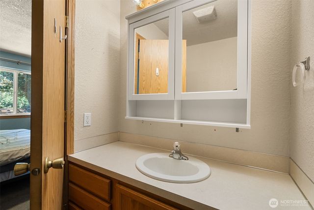 2211 Washington Street, Shelton, WA 98584