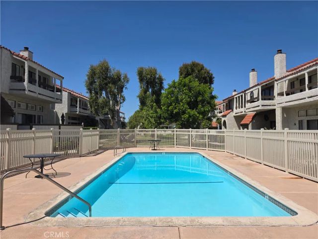 22040 Strathern, Canoga Park, CA 91304