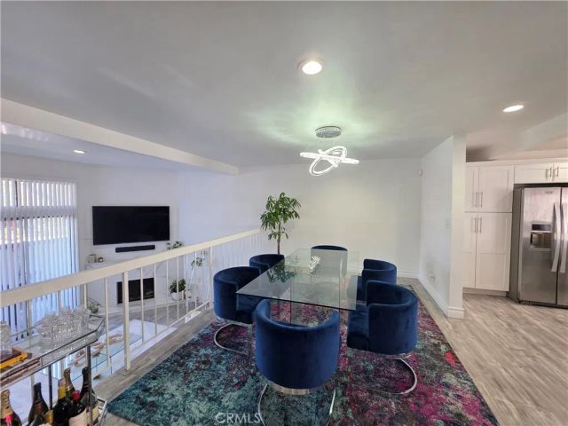 22040 Strathern, Canoga Park, CA 91304