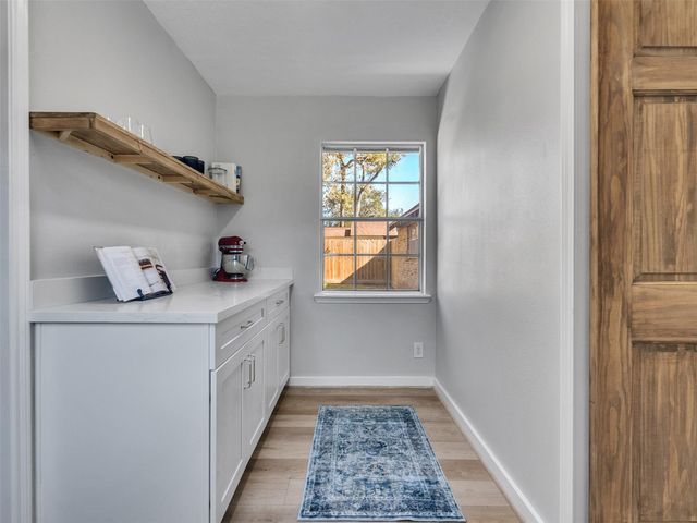 4123 Rolling Green Drive, Seabrook, TX 77586