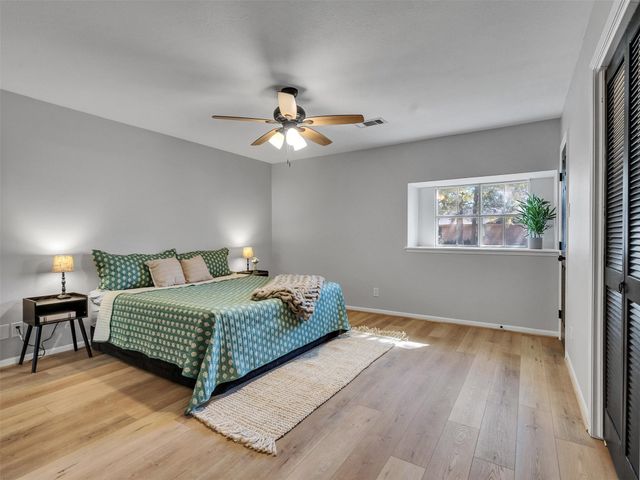 4123 Rolling Green Drive, Seabrook, TX 77586