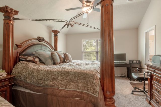 127 Worley Way, Huntsville, TX 77320