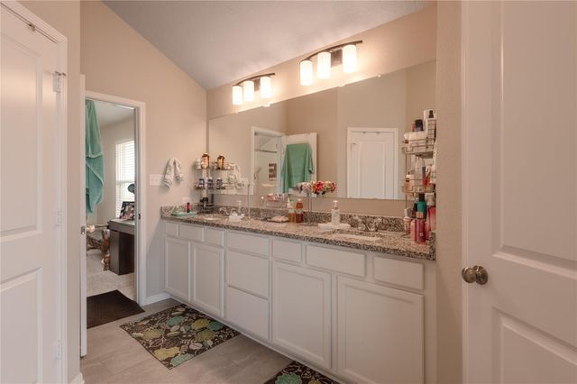127 Worley Way, Huntsville, TX 77320