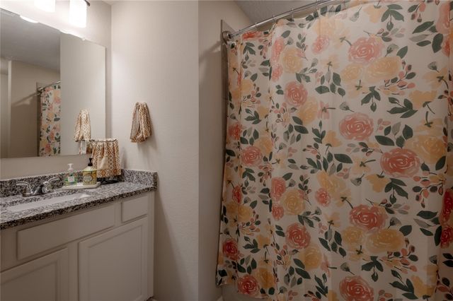 127 Worley Way, Huntsville, TX 77320