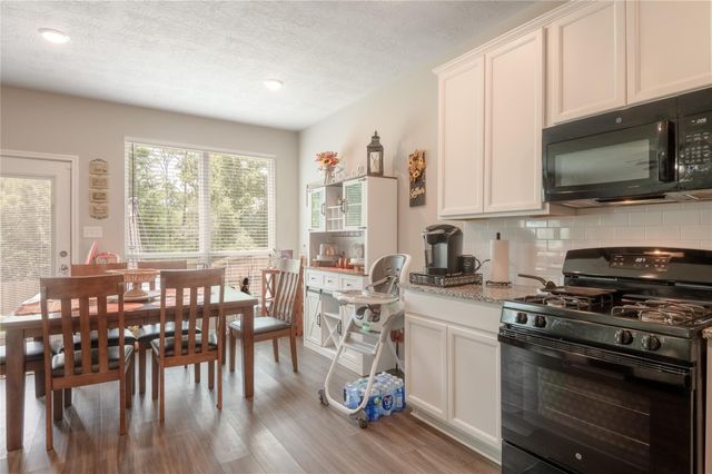 127 Worley Way, Huntsville, TX 77320