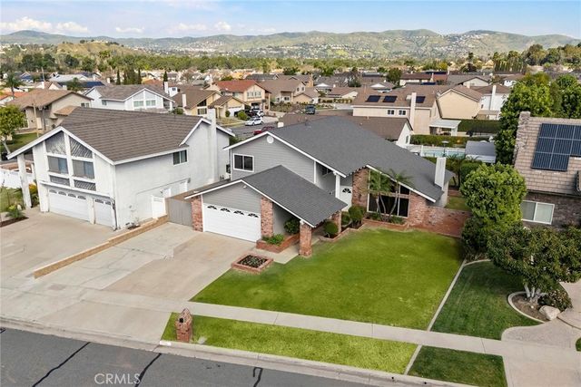 130 N Avenida Veracruz, Anaheim Hills, CA 92808