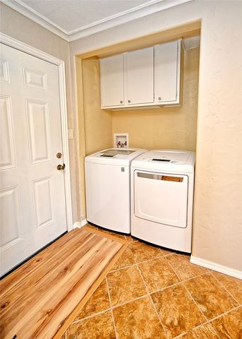 900 N Lamb Street, Bowie, TX 76230