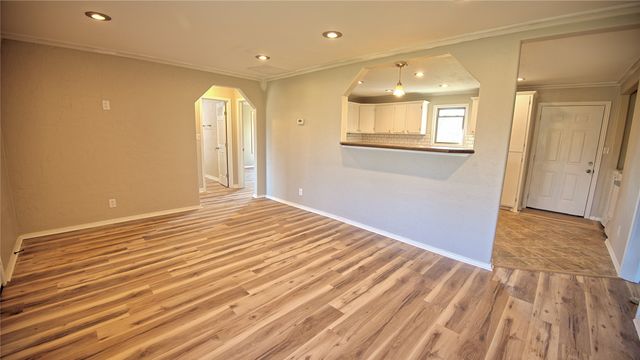 900 N Lamb Street, Bowie, TX 76230