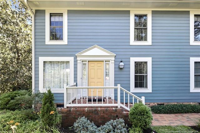 2006 Forest Hills Drive, Fayetteville, NC 28303
