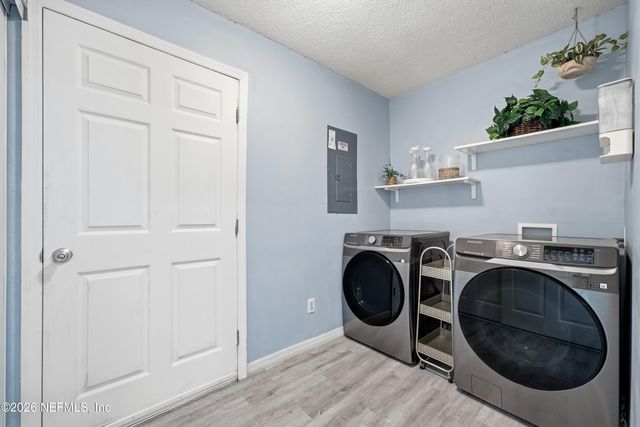 2980 OAK Road, Orange Park, FL 32065