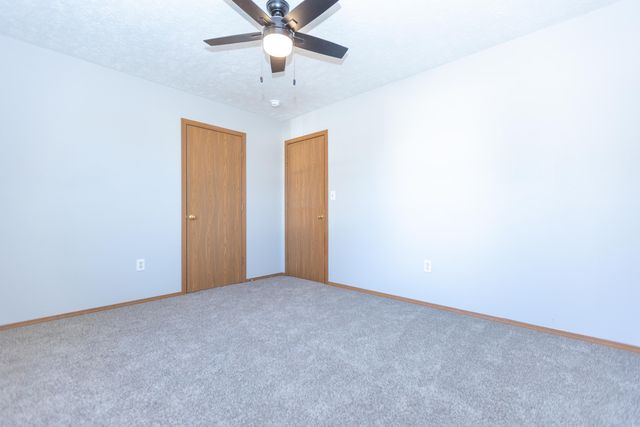 624 E Livingston Street, Springfield, MO 65803