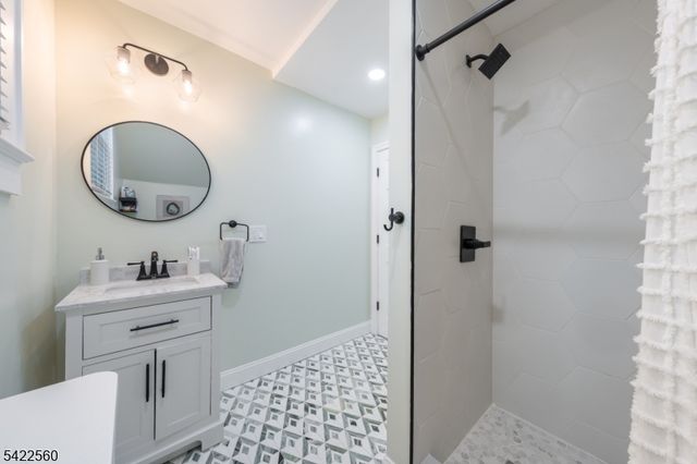 141 S Kingman Rd, South Orange Village Twp., NJ 07079