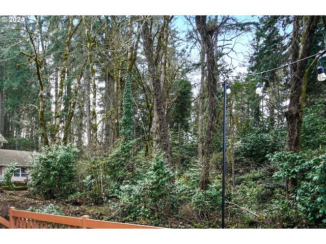 2375 Heath St S, Salem, OR 97302