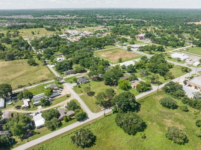 8108 Syms Street, Fulshear, TX 77406