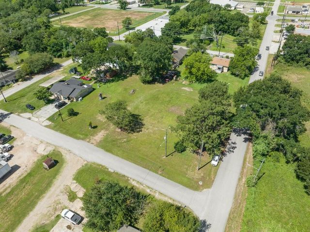 8108 Syms Street, Fulshear, TX 77406
