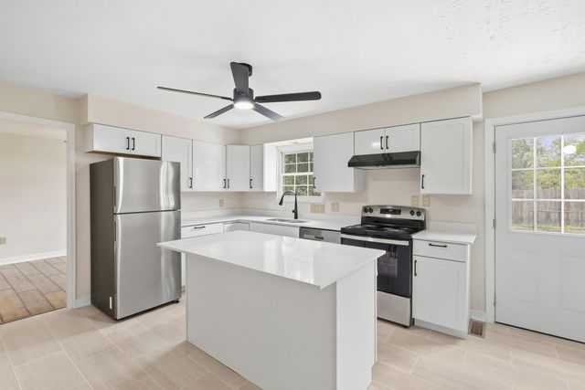 6269 Tessie Circle, Burlington, KY 41005