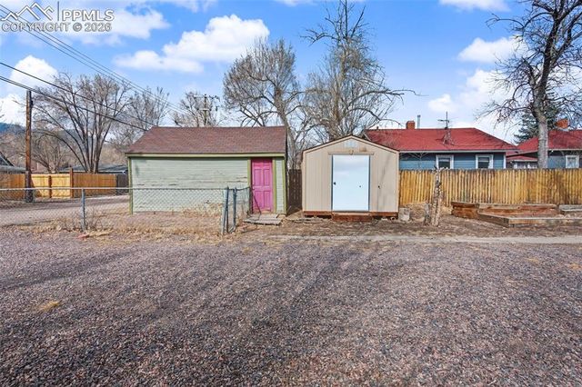 1513 W Cucharras Street, Colorado Springs, CO 80904