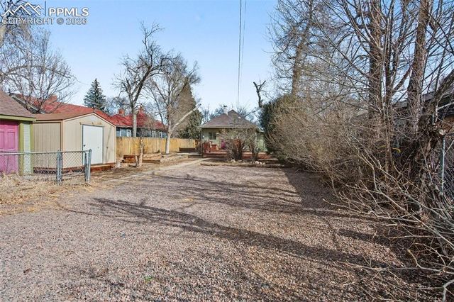 1513 W Cucharras Street, Colorado Springs, CO 80904