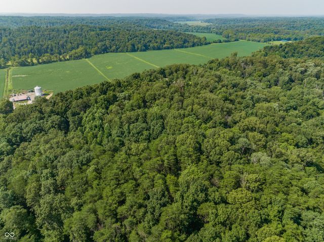 4568 State Road 135 S, Nashville, IN 47448