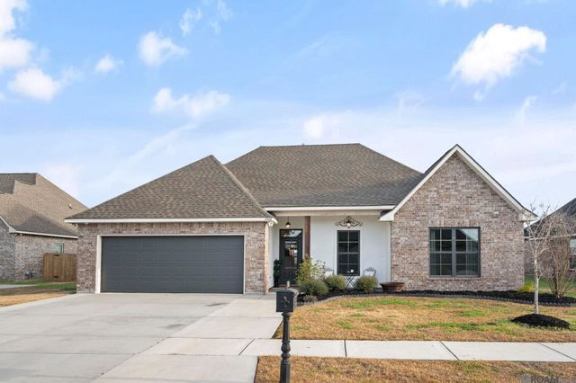4908 Trial Dr, Addis, LA 70710