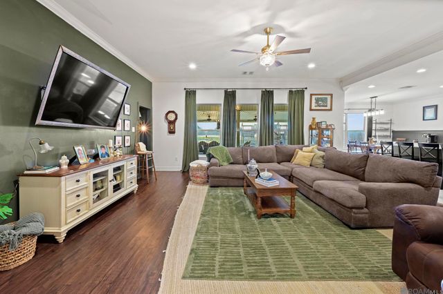 4908 Trial Dr, Addis, LA 70710